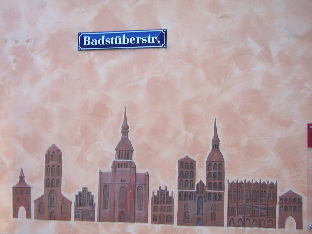Altstadt Ferienwohnung Stralsund Mit Parkplatz Exterior foto